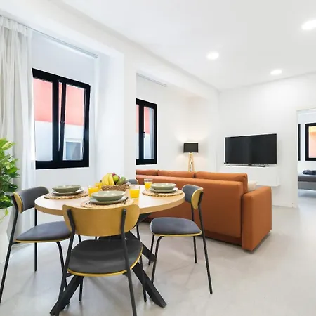 Calm & Modern For 4 Canteras *