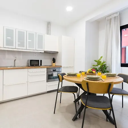 Calm & Modern For 4 Canteras *
