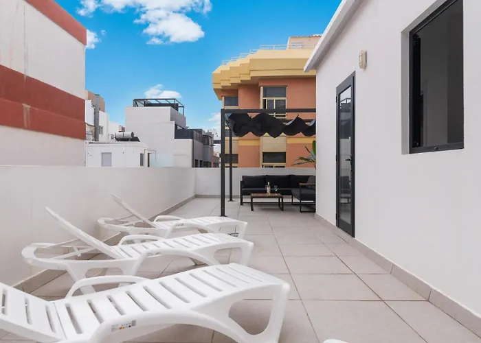 Calm & Modern For 4 Canteras *